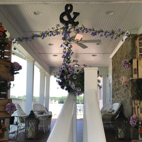 Clubhouse Porch 04
